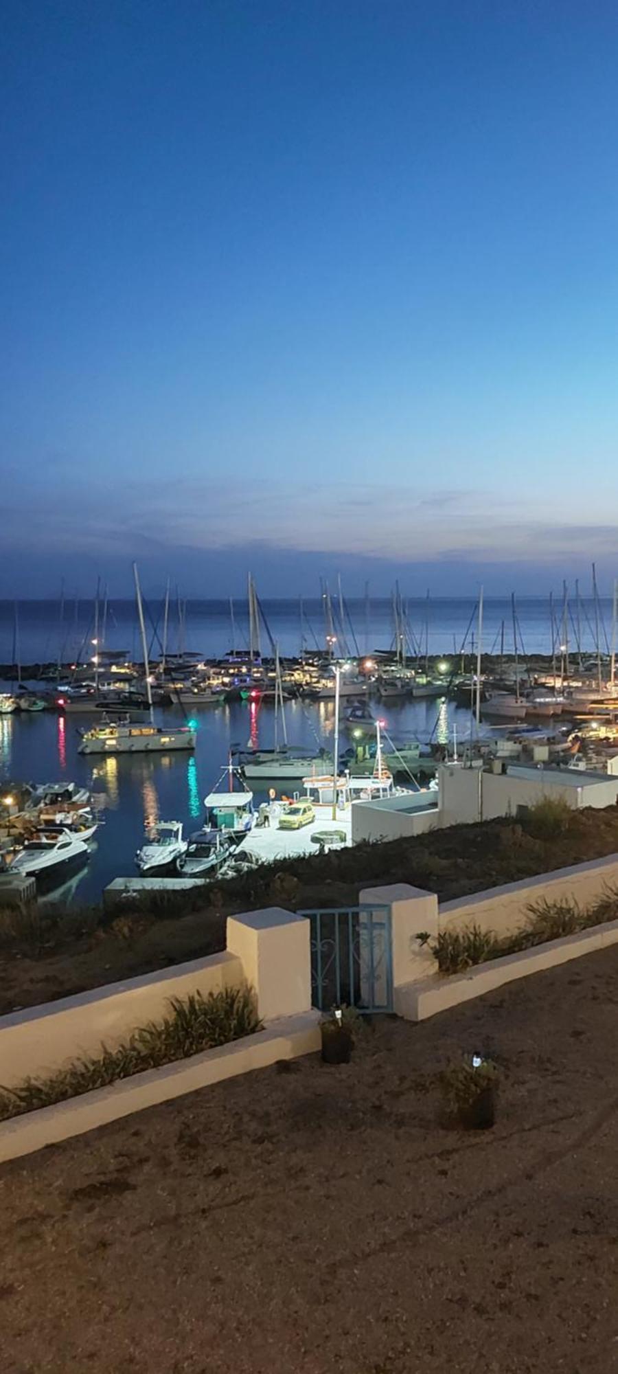 Porto Villa Vlychada Екстериор снимка